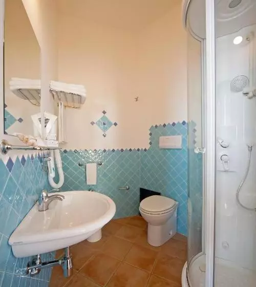 Bue Marino Hotel & Cocktail Bar