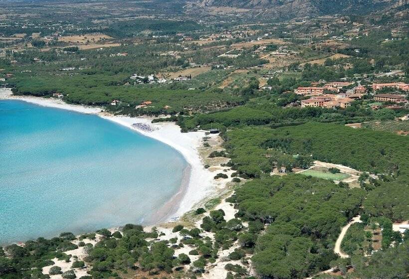 Cala Ginepro Hotel Resort