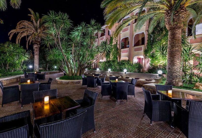 Cala Ginepro Hotel Resort