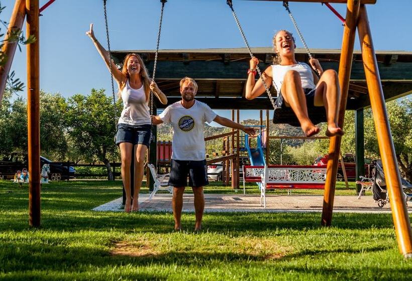 Cala Ginepro Hotel Resort