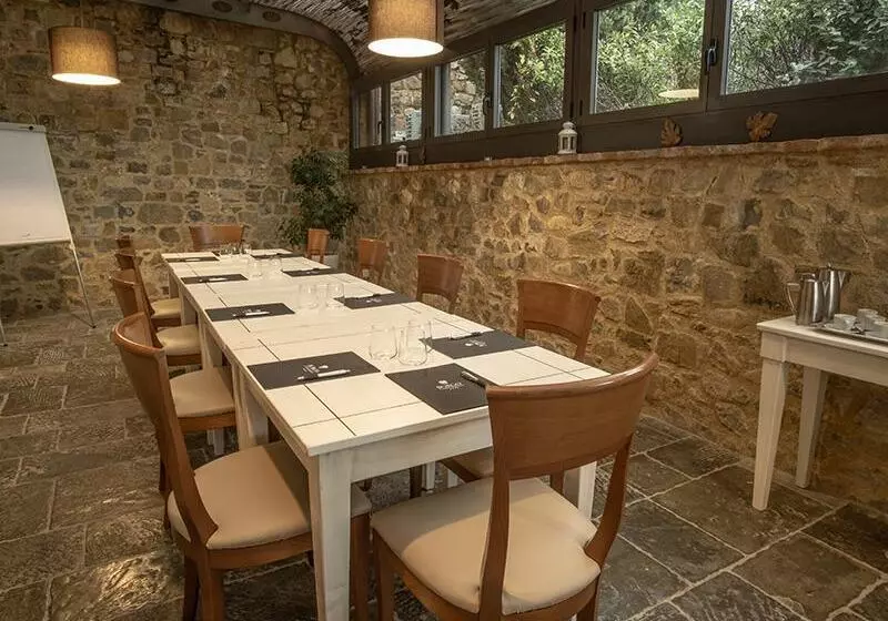 Отель Borgo Di Cortefreda