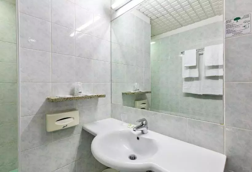 هتل Ginosi Arizona