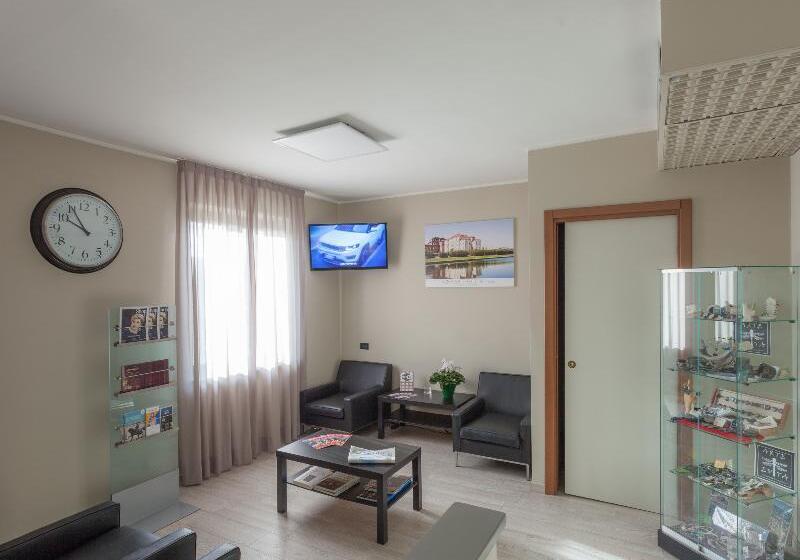 Green Class Hotel Candiolo