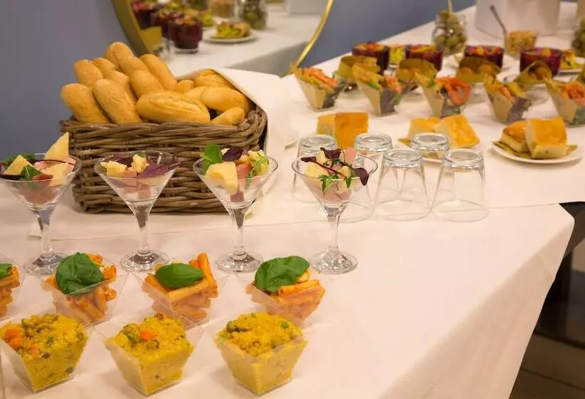 هتل Holiday Inn Bologna Fiera, An Ihg