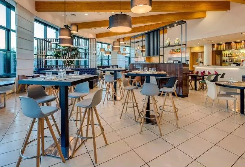 هتل Holiday Inn Bologna Fiera, An Ihg