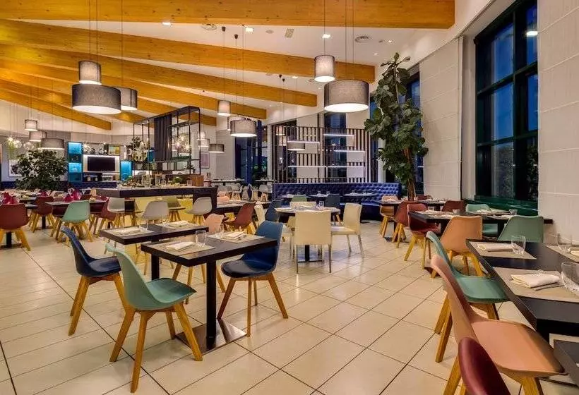 هتل Holiday Inn Bologna Fiera, An Ihg
