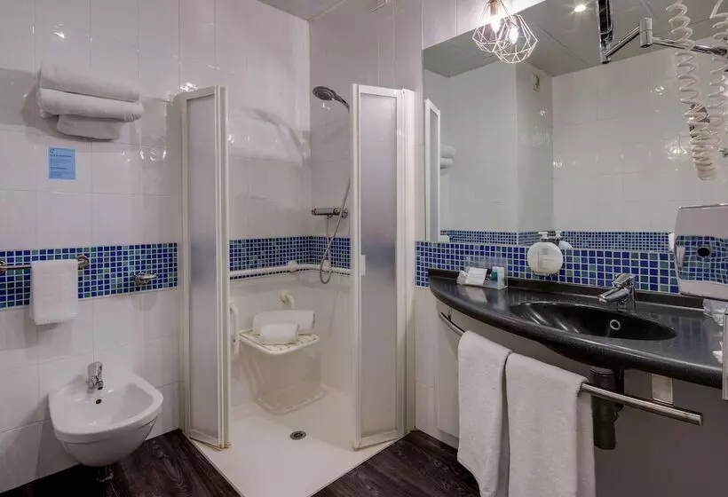 هتل Holiday Inn Bologna Fiera, An Ihg