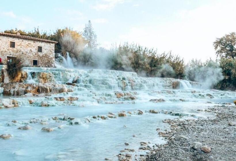 호텔 Il Melograno Country House