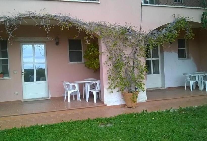 호텔 Il Melograno Country House