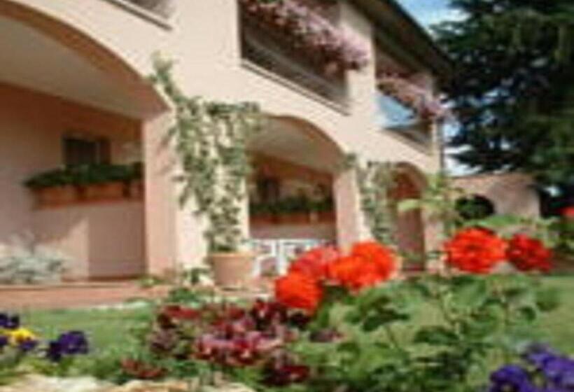 호텔 Il Melograno Country House