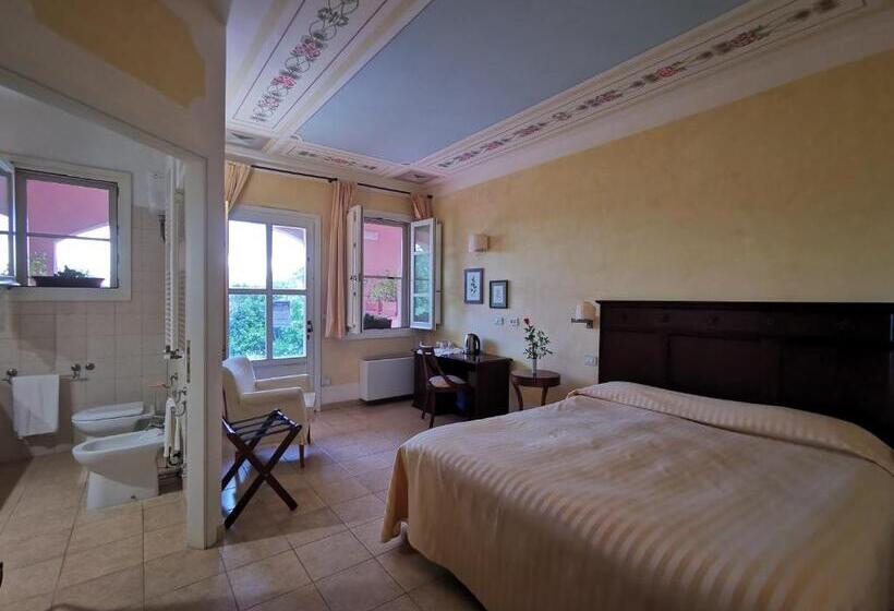 호텔 Il Melograno Country House