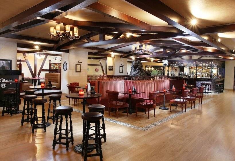 Metropolitan Hotel Dubai