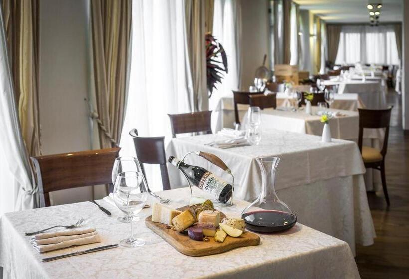 בית מלון כפרי Resort & Spa Miramonti