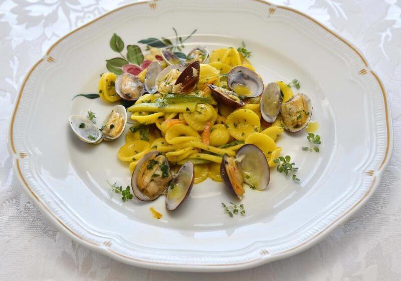 فندق Ristorante Maga Circe