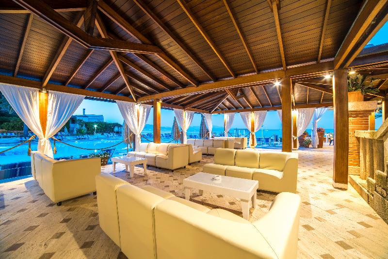 فندق Ristorante Maga Circe