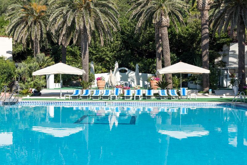 فندق Ristorante Maga Circe