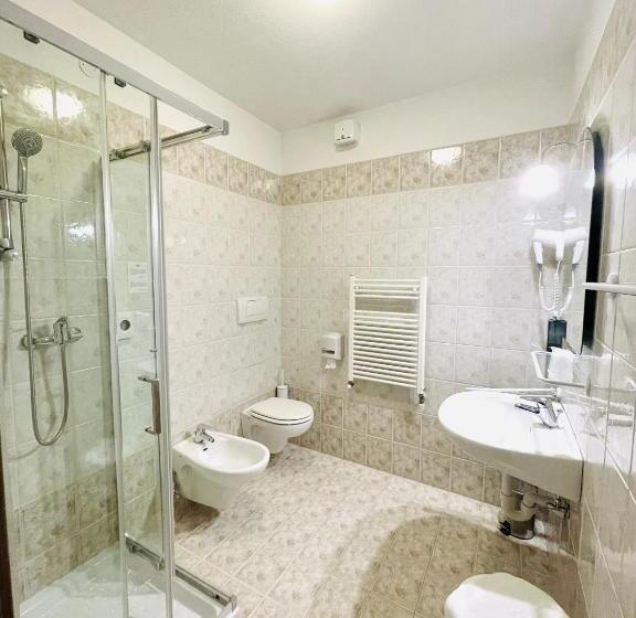 فندق San Carlo, Tra Bormio E Livigno