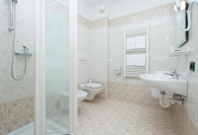 فندق San Carlo, Tra Bormio E Livigno