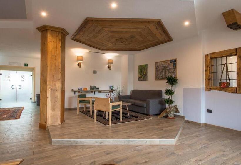 فندق San Carlo, Tra Bormio E Livigno