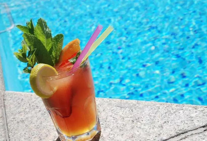 Stefania Boutique Hotel By The Beach