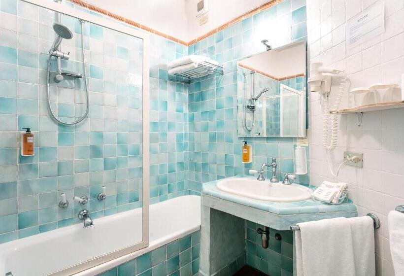 Stefania Boutique Hotel By The Beach