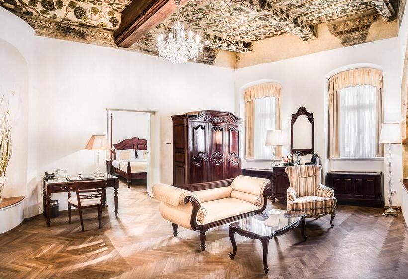 هتل The Dominican