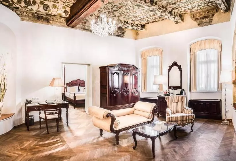 هتل The Dominican