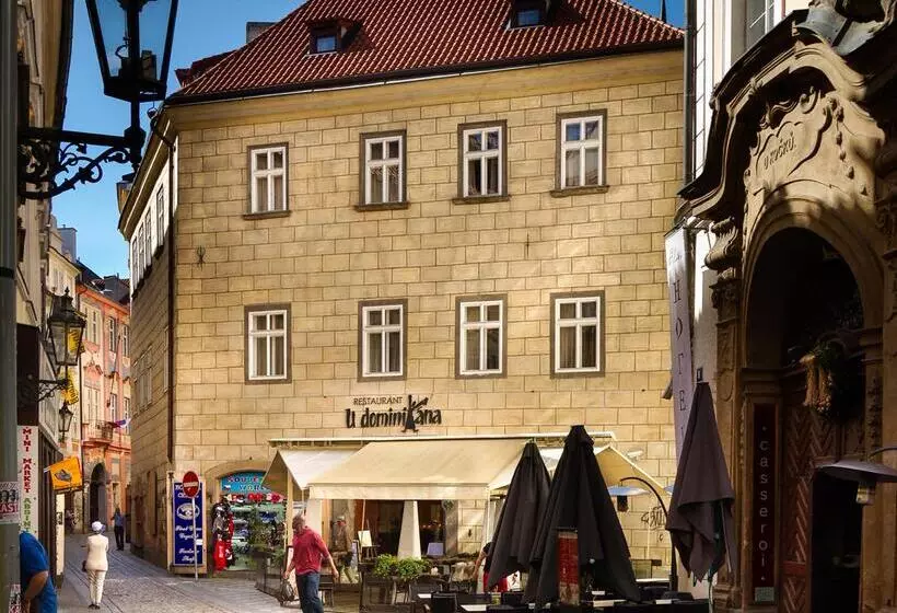 هتل The Dominican