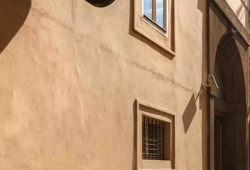 هتل The Dominican