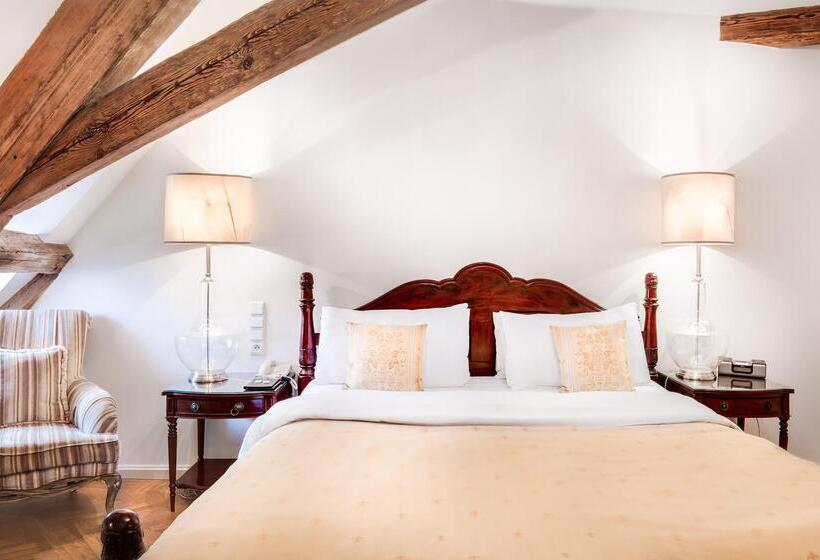 هتل The Dominican