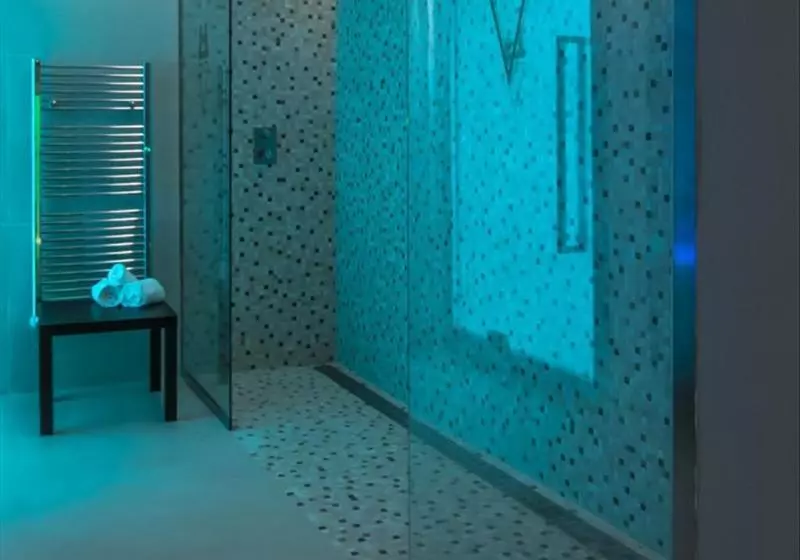 酒店 Touring Wellness & Beauty