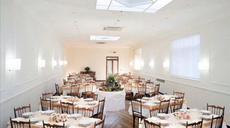 Отель Touring Wellness & Beauty