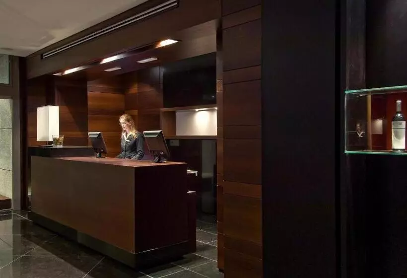 هتل Vincci Frontaura