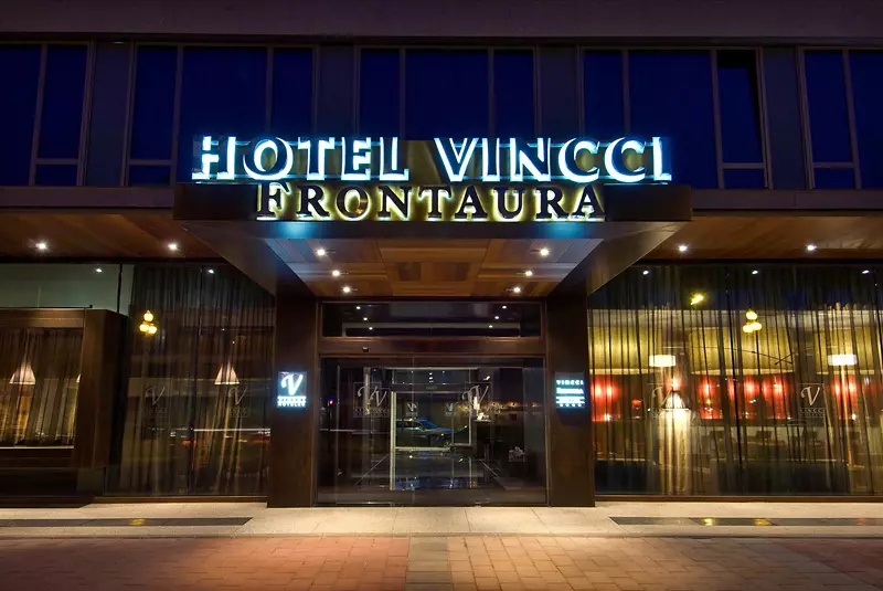 هتل Vincci Frontaura