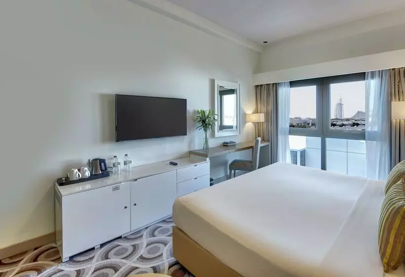 Metropolitan Hotel Dubai
