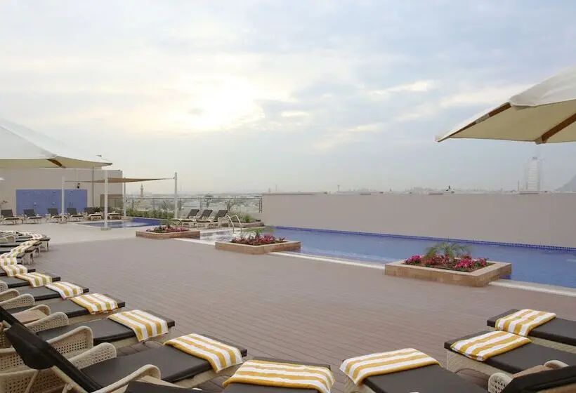 Metropolitan Hotel Dubai