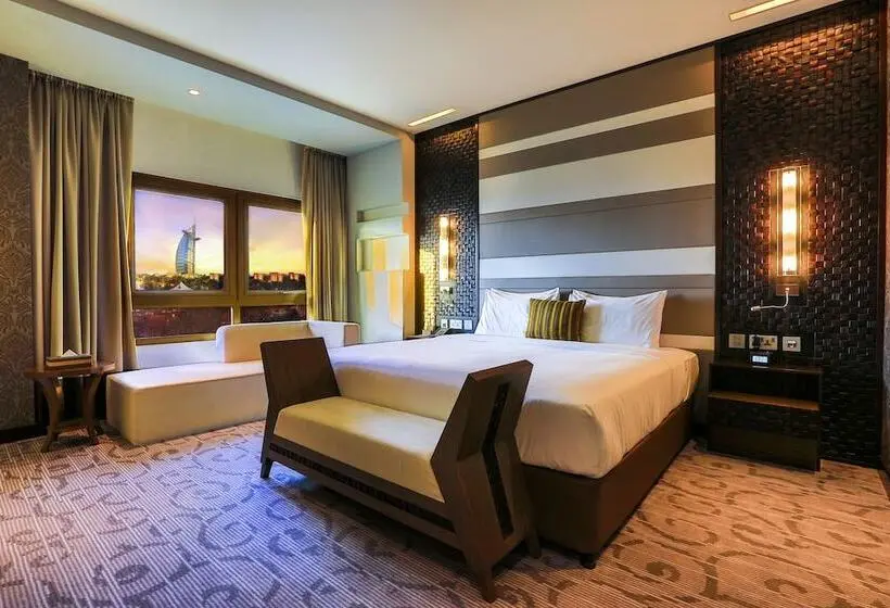 Metropolitan Hotel Dubai