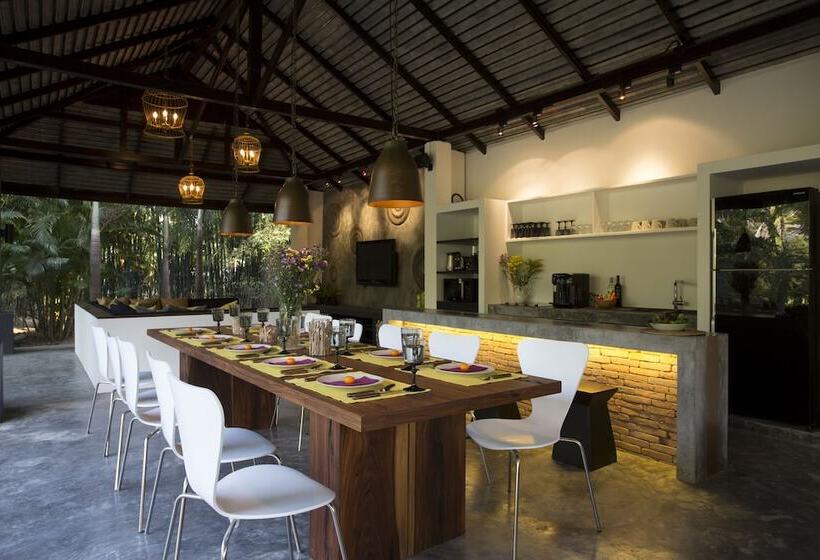 Tolani Southgate Villa Chiang Mai