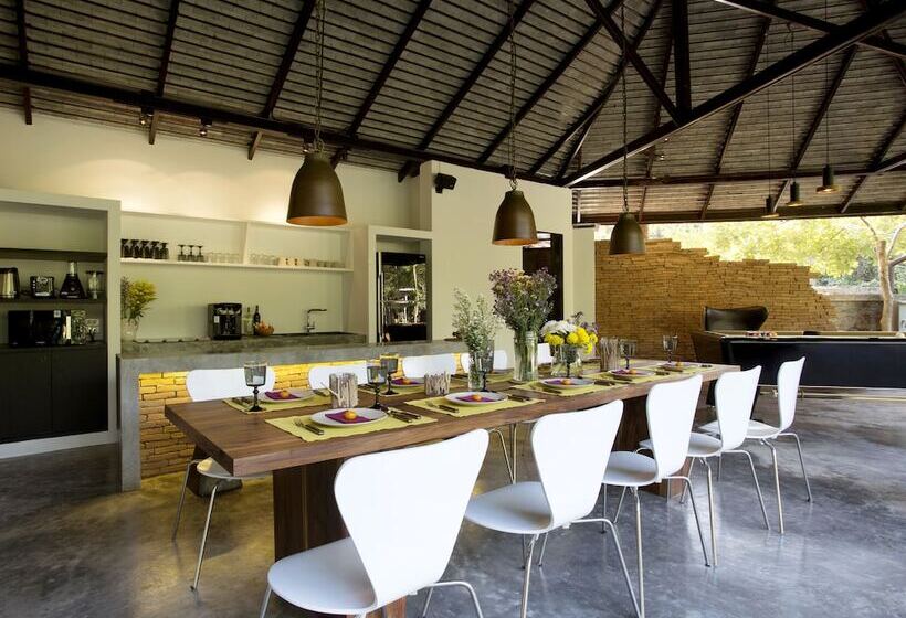 Tolani Southgate Villa Chiang Mai