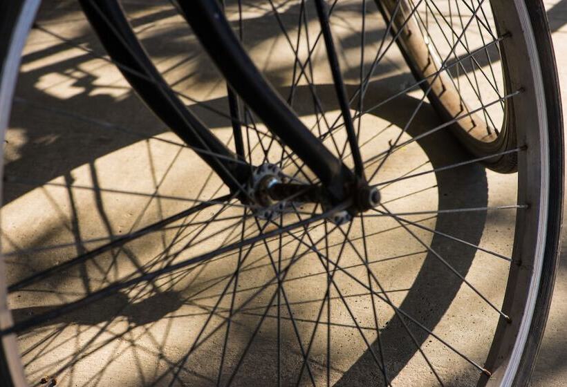 Tolani Southgate Villa Chiang Mai