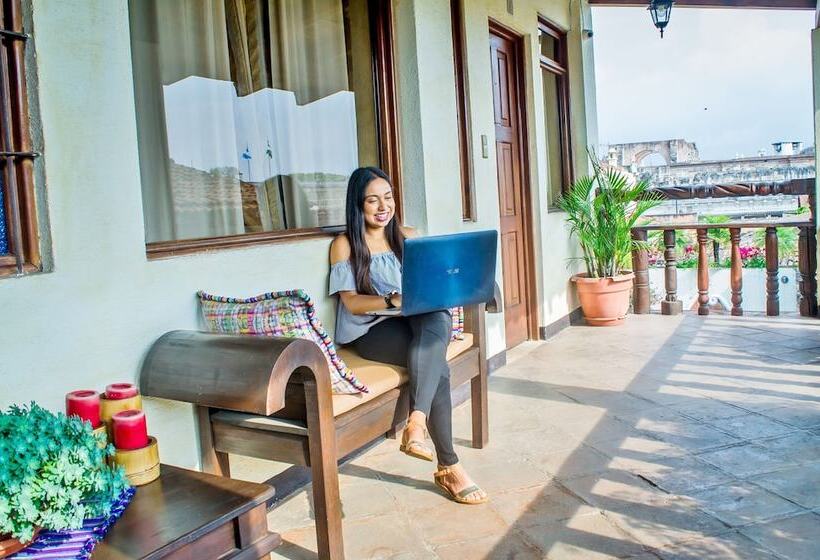 Casa Del Parque By Ahs