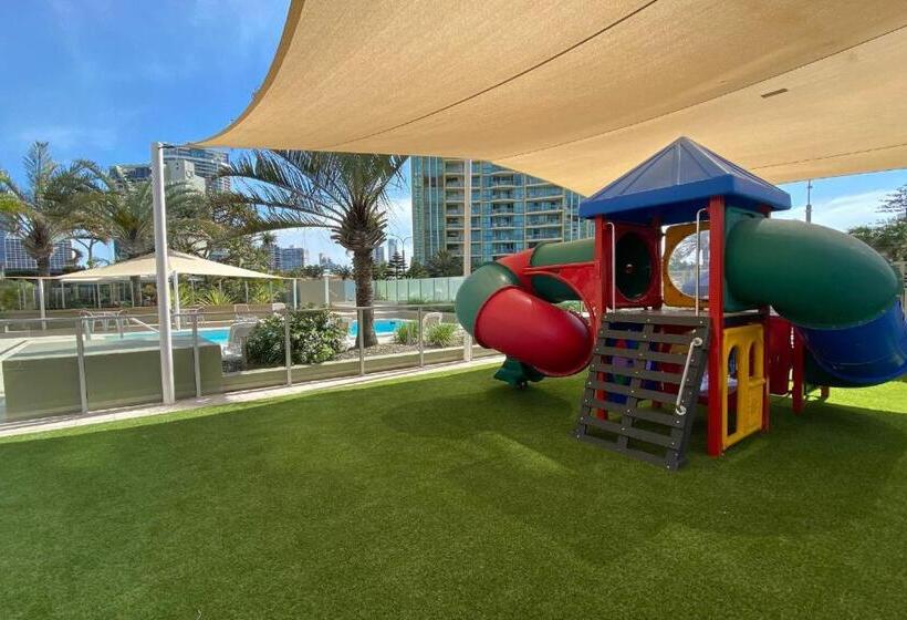 Hi Surf Beachfront Resort Apartments