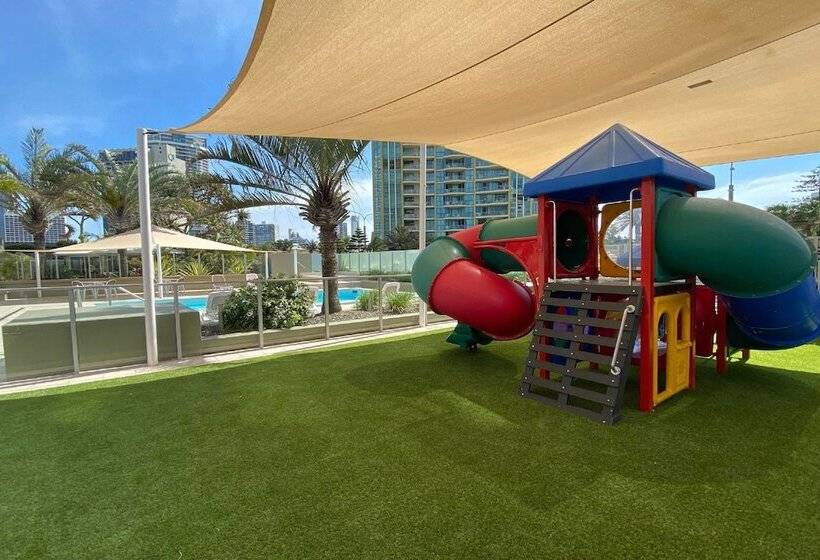 Hi Surf Beachfront Resort Apartments