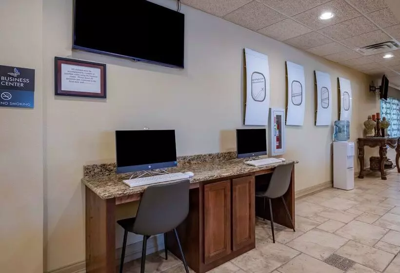 هتل Best Western Plus Monica Royale Inn & Suites