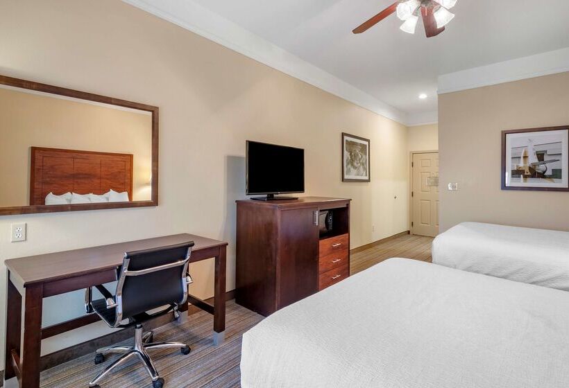 호텔 Best Western Plus Monica Royale Inn & Suites