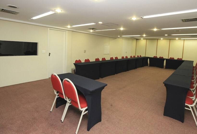 هتل Bienal Suites