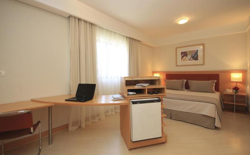 هتل Bienal Suites