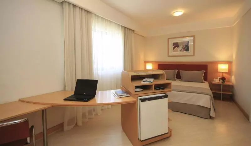 Hotel Bienal Suites