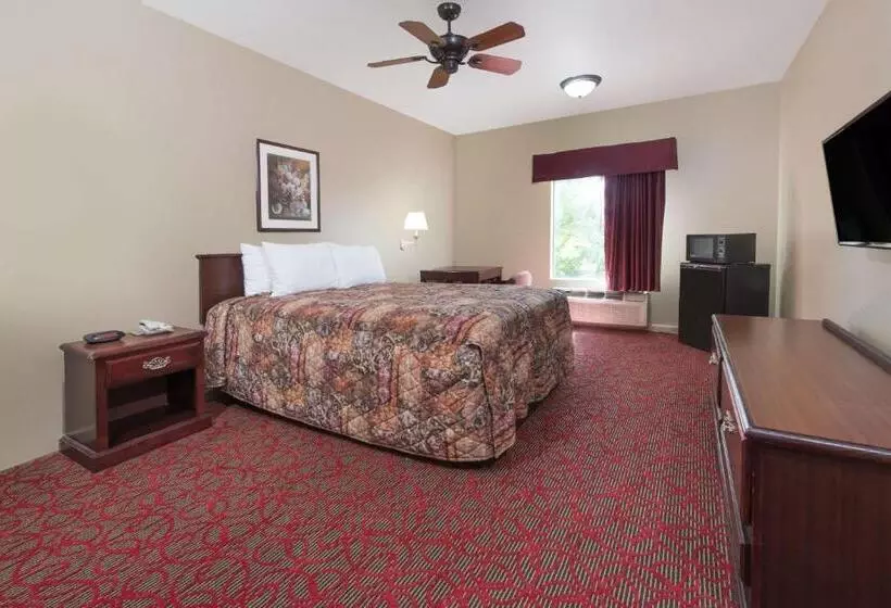 호텔 Days Inn By Wyndham St Peters/st Charles