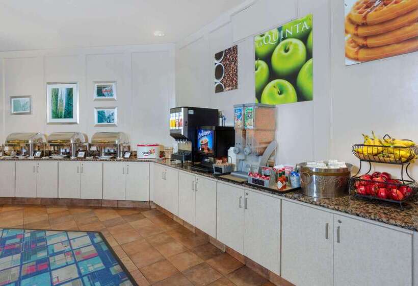 ホテル La Quinta By Wyndham Secaucus Meadowlands